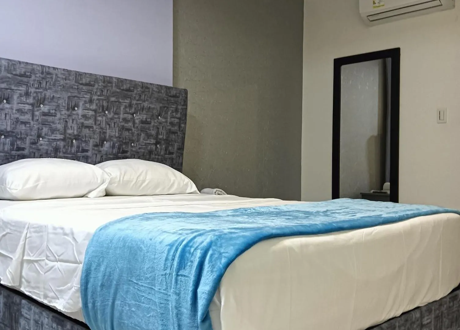 Hotel Pasarela Cali 3*,  Colombia