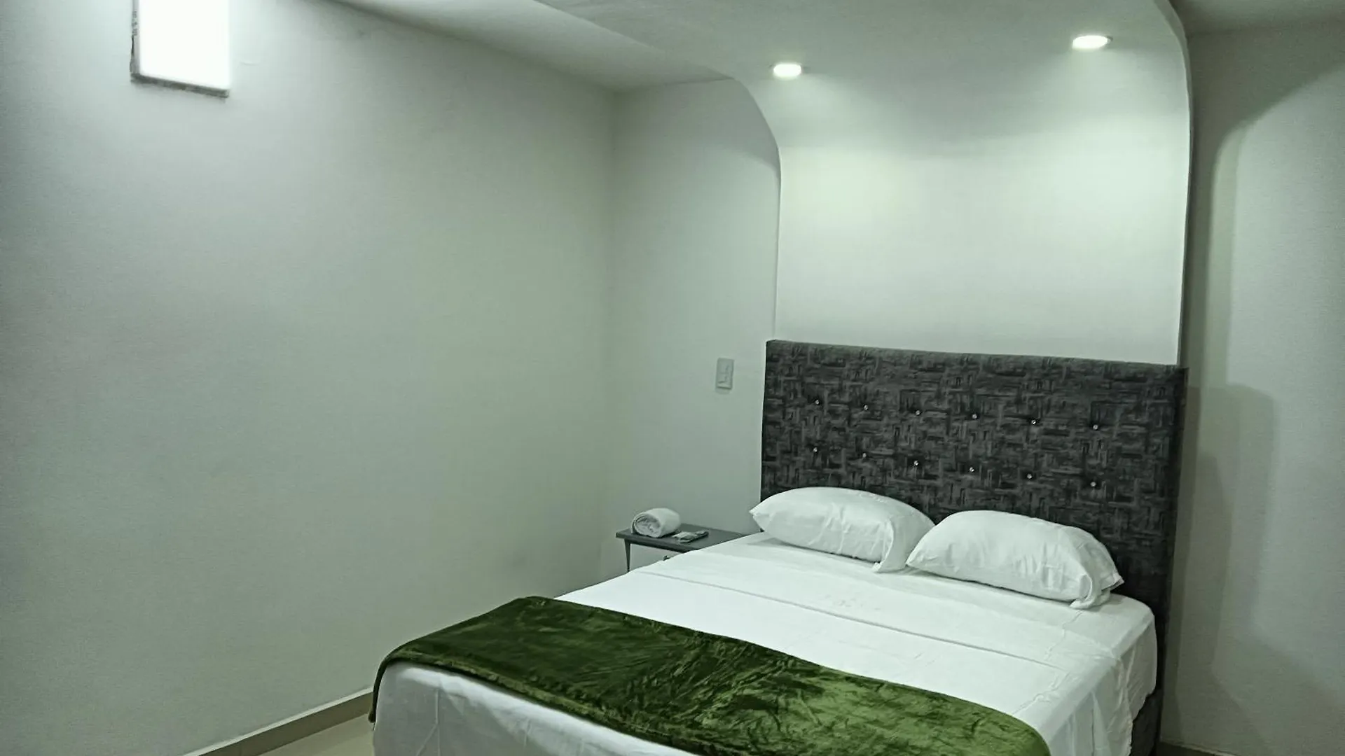Hotel Pasarela Cali